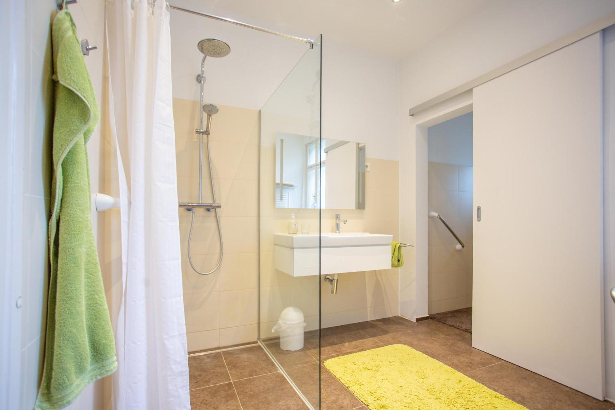Hübsches Privatzimmer mit Bad Perchtoldsdorf Exterior foto